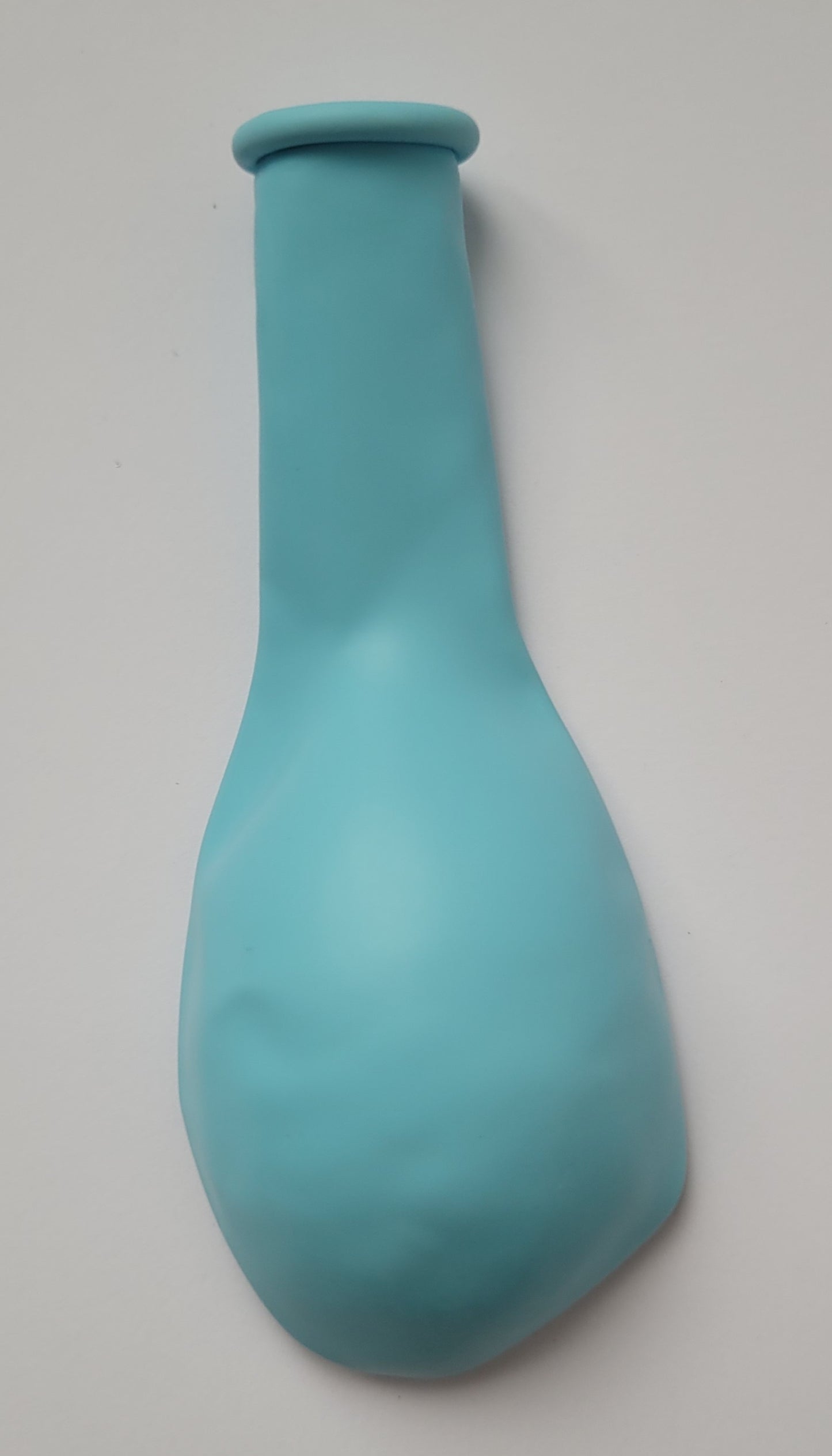 Latex balon jednobojan - svetlo plavi